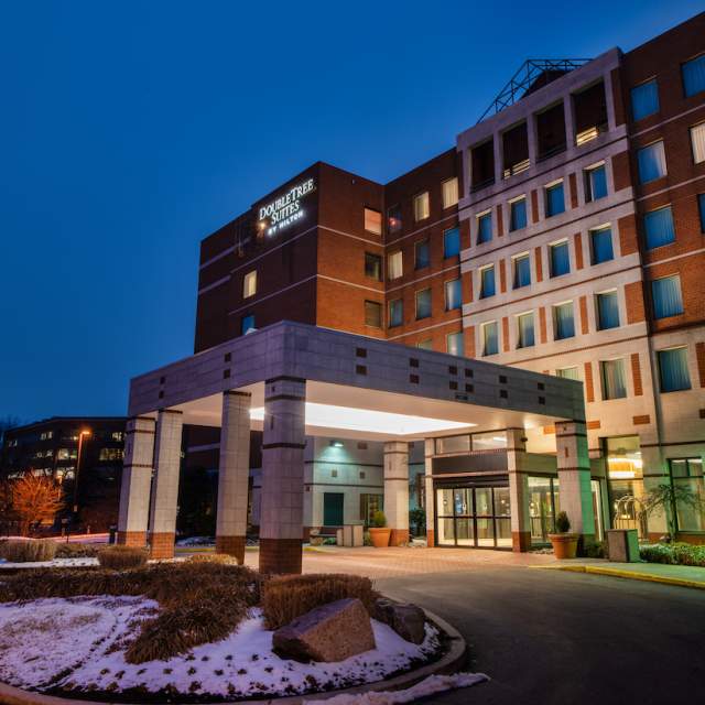DoubleTree Suites by Hilton - Philadelphia West