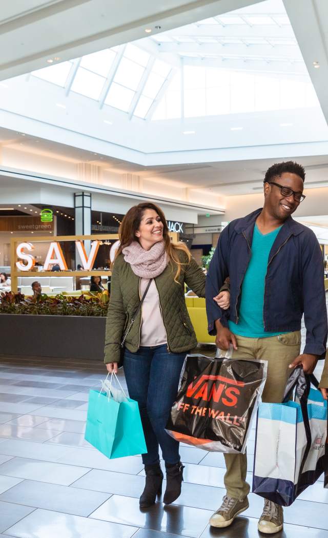 August 2019 Fall and back-to-school shopping family photoshoot
