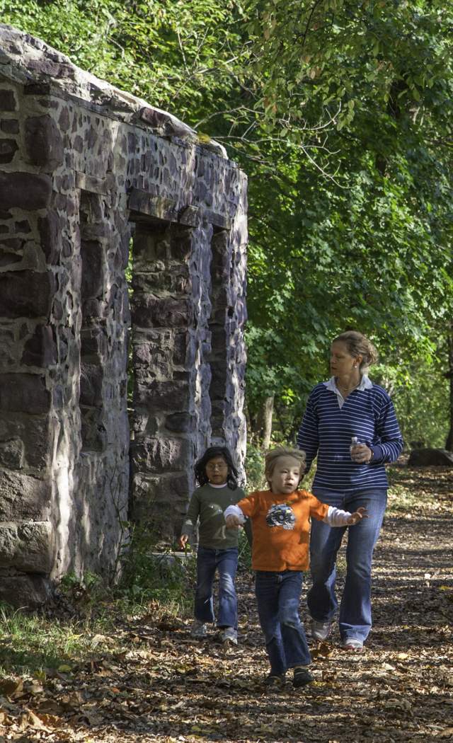 Valley Forge National Historical Park Kids on Trail