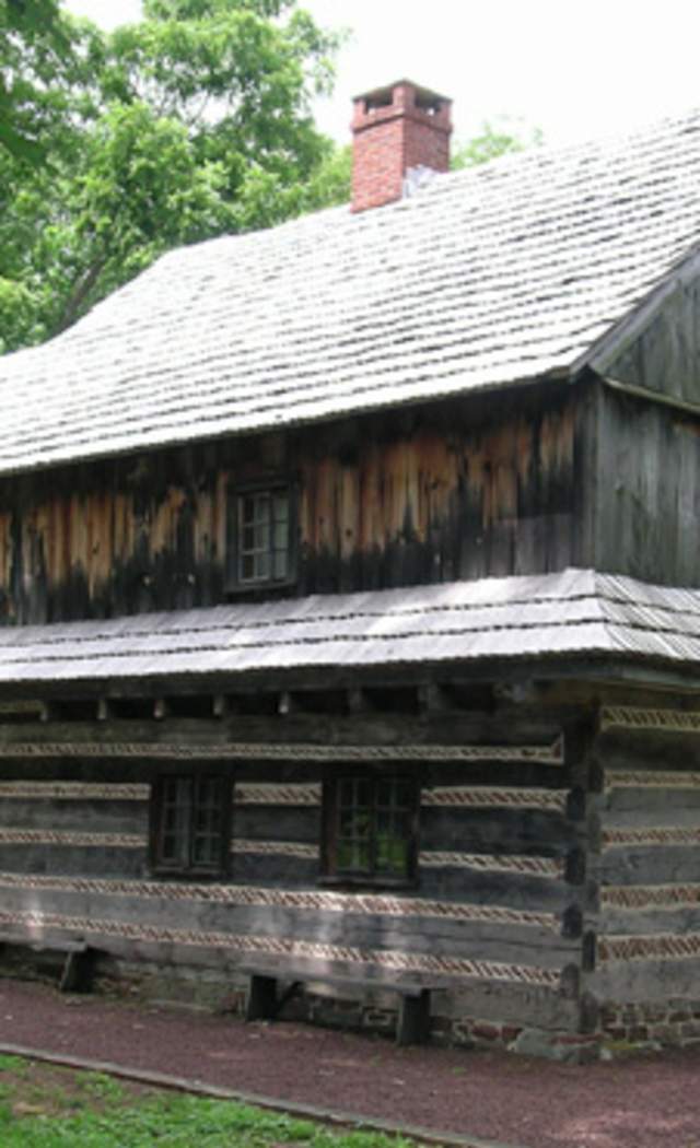 MORGAN LOG HOUSE