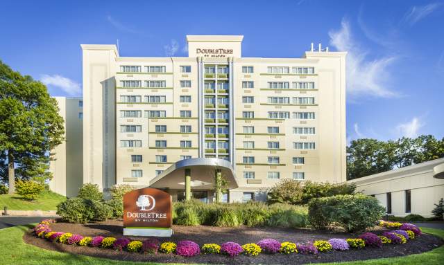 DoubleTree Valley Forge Exterior New