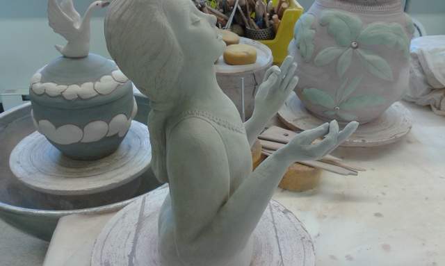 Sculpture of a young girl