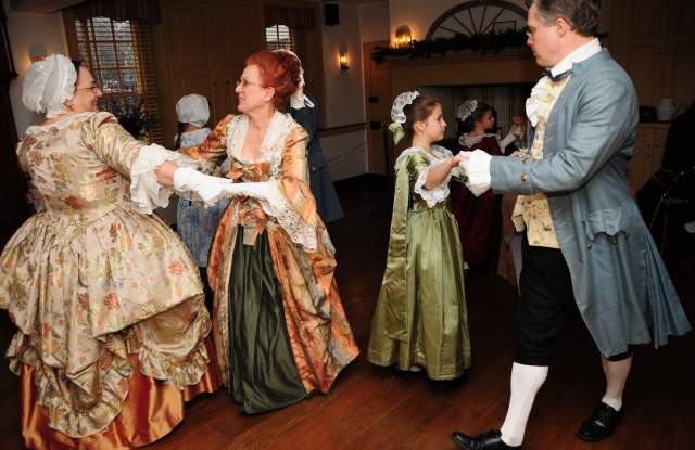Pottsgrove Manor Candlelight Tour