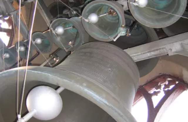 Carillon Bell