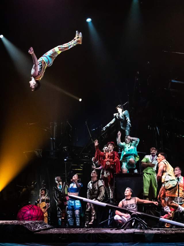 Cirque du Soliel Bazzar