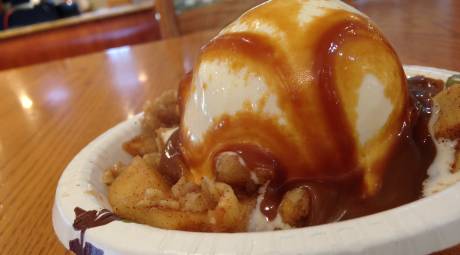 Zwahlen's Apfel Crisp