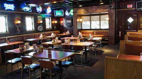Nippers Bar & PIzza