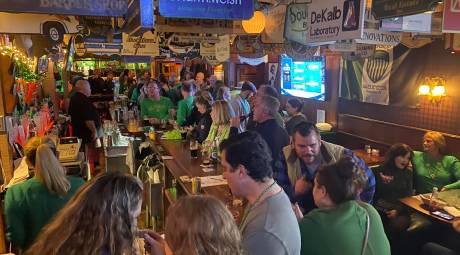 Interior of the Glenside Pub