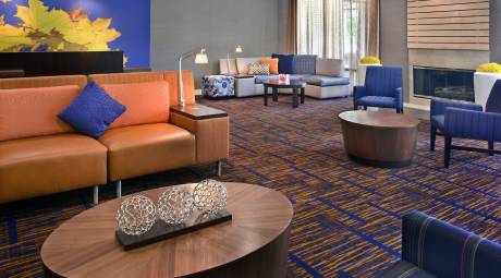 Courtyard by Marriott Plymouth Meeting Lobby