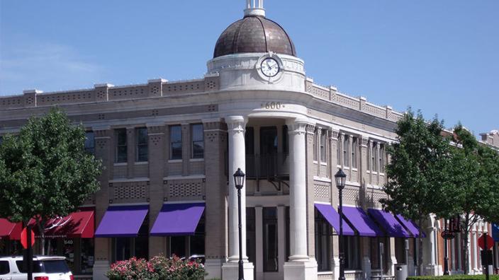 Parker-Square0_224cd334-5056-