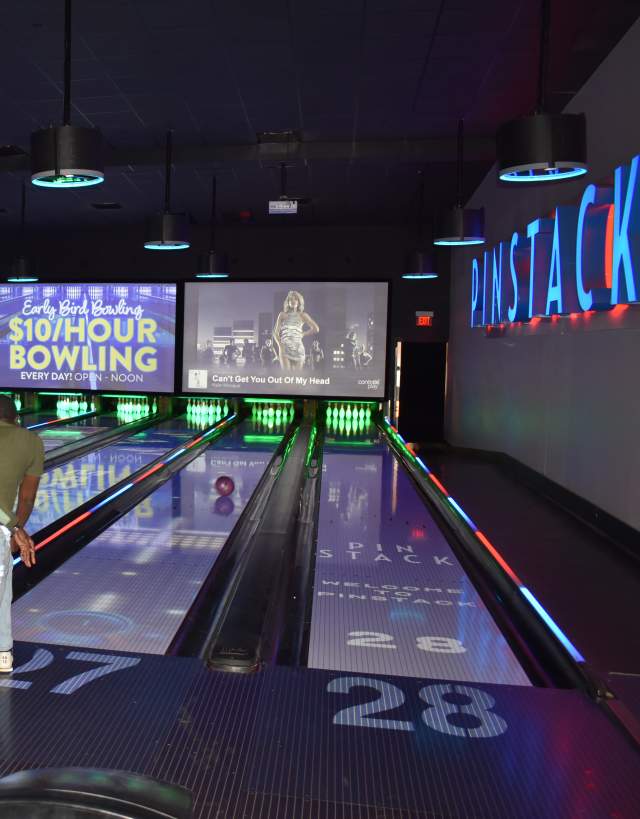 bowling at pinstack