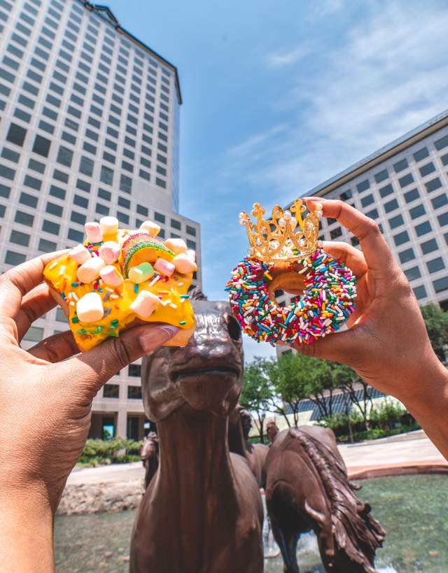 donut lovers at mustangs of Las Colinas