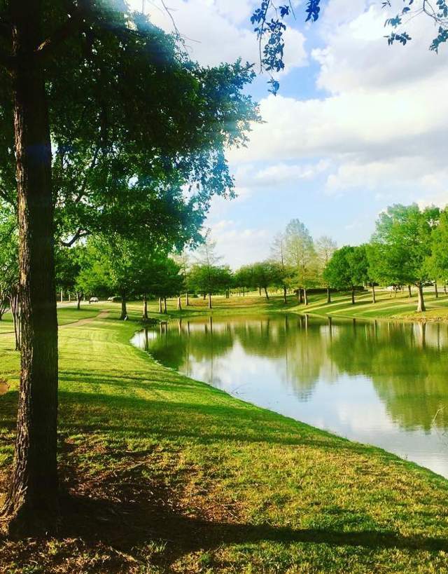 Running path and water at Valley Ranch Community