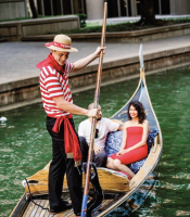 Gondola Couple