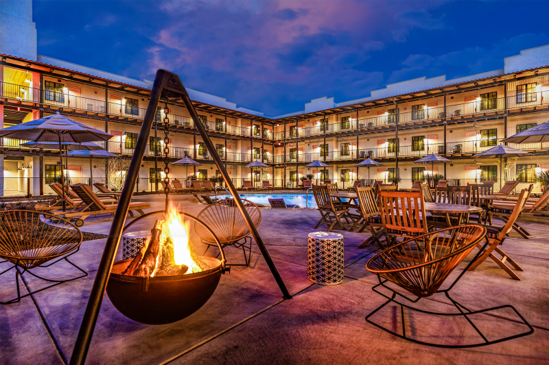 Patio and fire at Texican Court Hotel