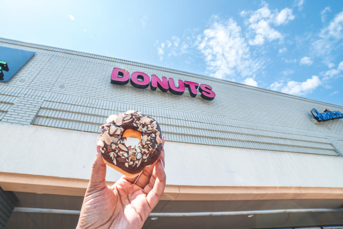 Four Seasons Donuts