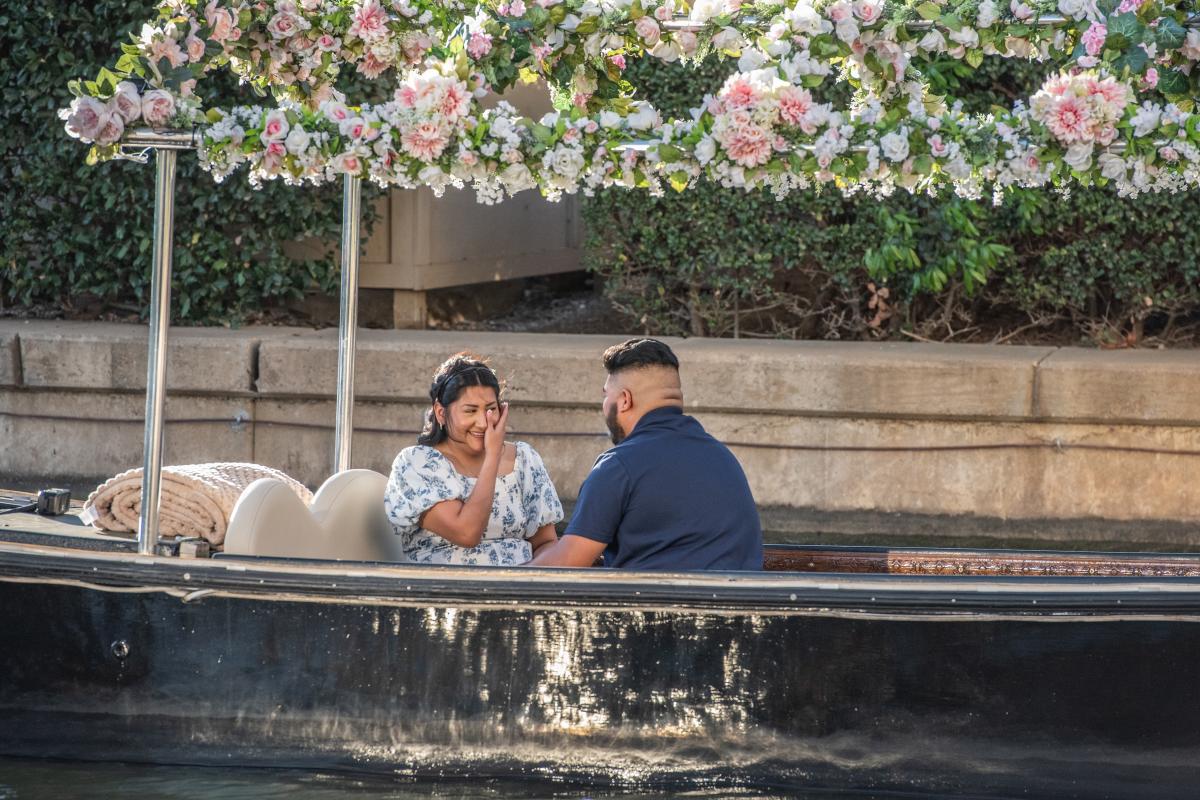 Man asking partner to be married