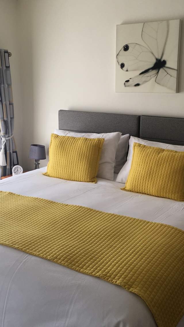 Double bedroom at Spurwing Guest House in Wareham, Dorset