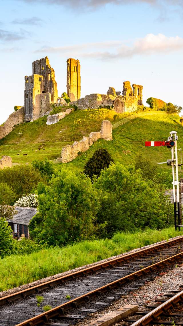 Corfe Castle, Dorset. Photo credit Richard Murgatroyd.