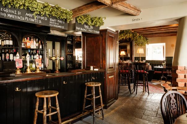 Fleur de Lys Bar